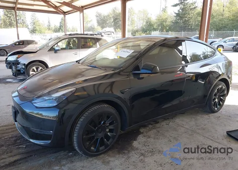 2023 Tesla Model Y Awd/Long Range Dual Motor All-Wheel Drive из США, поврежденный, VIN 7SAYGDEE6PF814758
